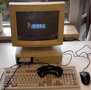 300px-Amstrad_Mega.jpg