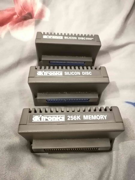 File:TriplePacksSpaces.jpg