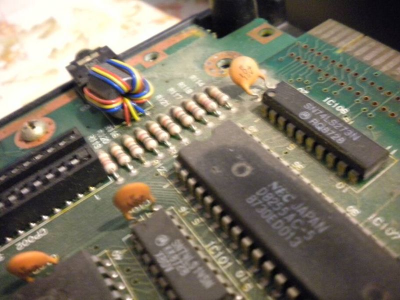 File:SpanishSchneider464 robcfg cpcmaniaco stereocon.jpg