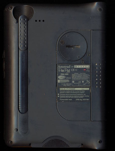 File:Amstrad PenPad PDA600 Back.jpg