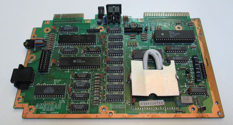 File:CPC464 PCB Top (Z70378 MC0046A) 4007GA.JPG
