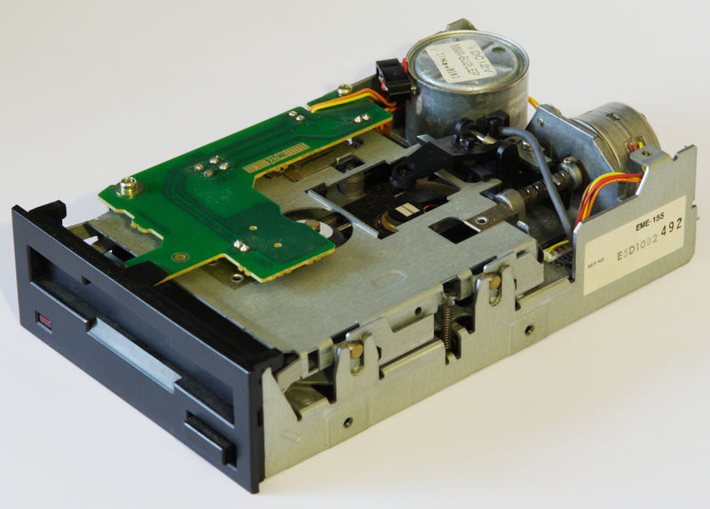 File:EME-155 FrontRightTop.jpg