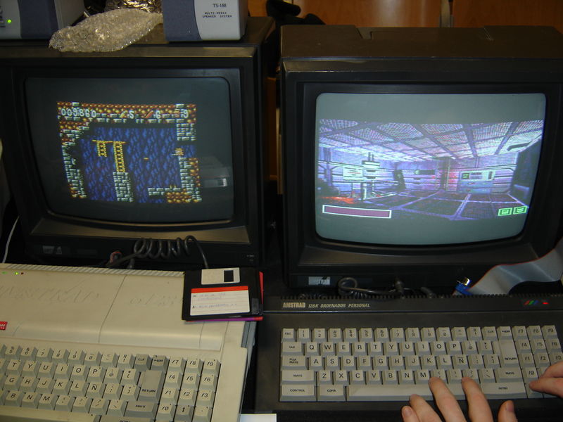 File:Retromadrid-2010 4438811614 o.jpg