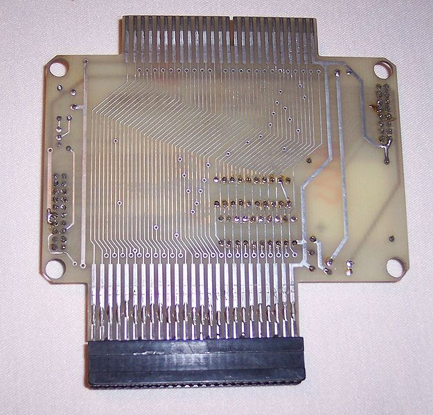 File:Amram2 base pcb2.jpg