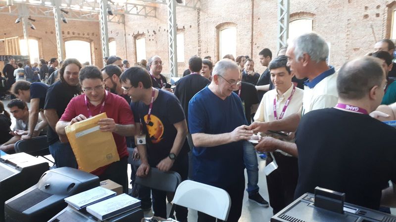 File:RetroMadrid2018x001.jpg