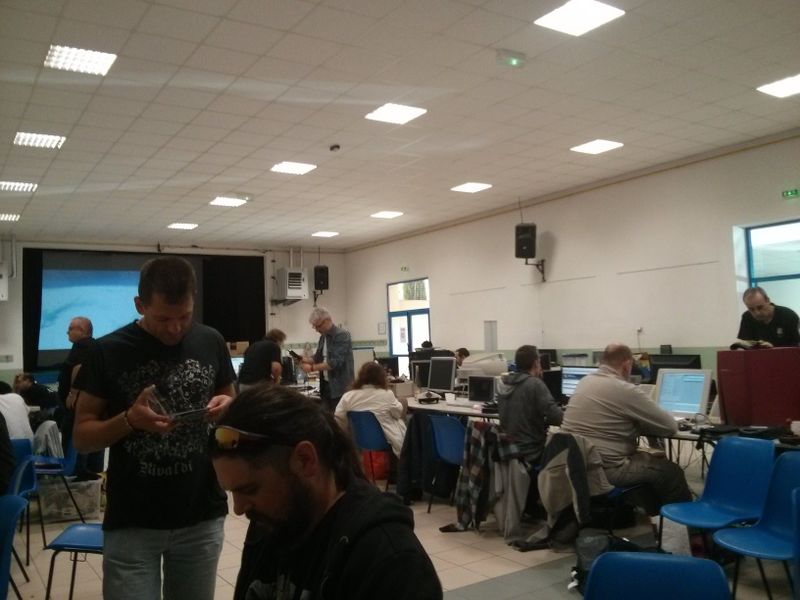 File:ALCHI2014-153424.jpg