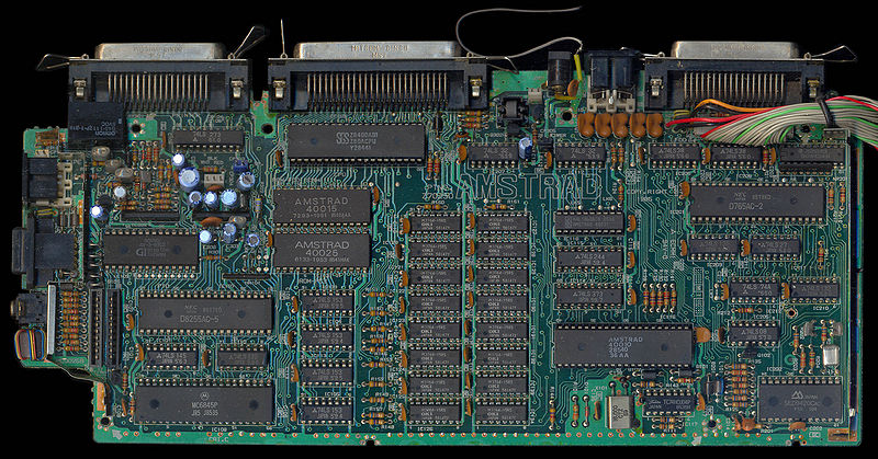 File:CPC6128 PCB Top (Z70290 MC0026B).jpg