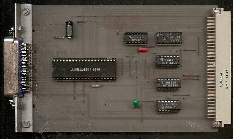 File:Schneiderware 2 Centronics (component side).jpg