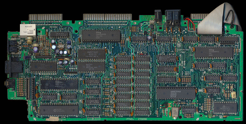 File:CPC6128 PCB Top (Z70290 MC0020I).jpg