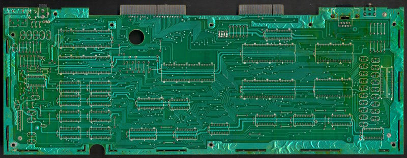 File:CPC464 Z70200 MC0008C PCB Bottom.jpg