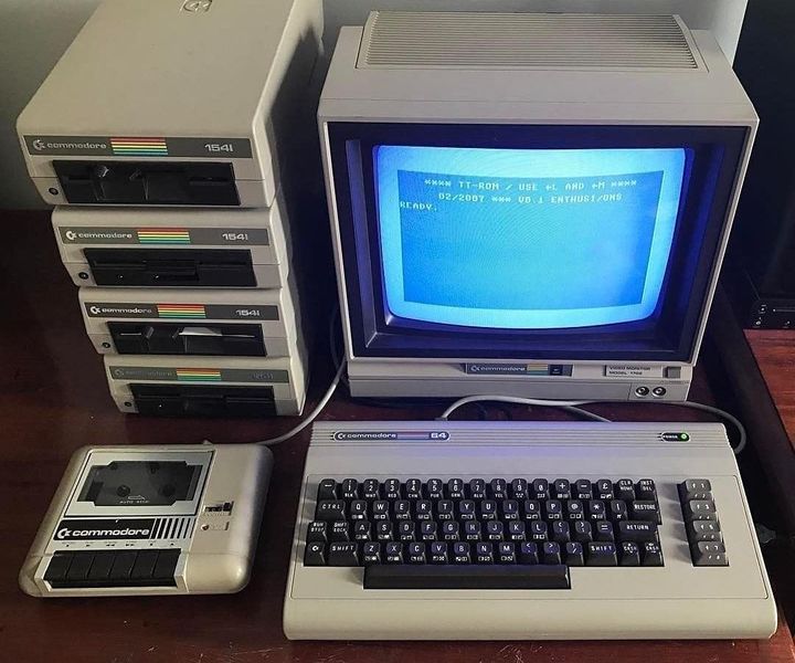 File:C64 system.jpg