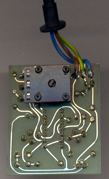 File:Slomo PCB Bottom.jpg