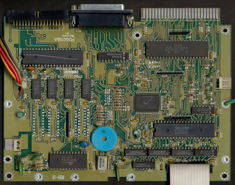 File:PcW10 3500-016P-3 PCB Top.jpg