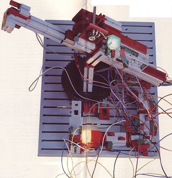 File:Fishertechnicrobot.jpg
