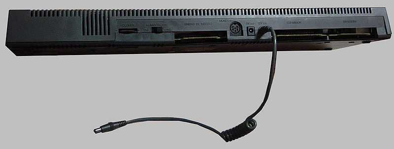 File:Robcfg 6128 Connectors.jpg
