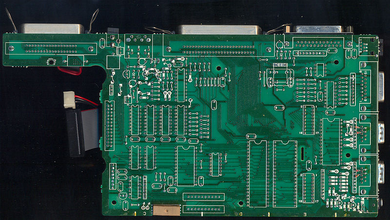 File:CPC6128Plus MC0122D 2700-016P-3 PCB Bottom.jpg