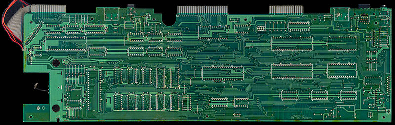 File:CPC664 Z70205 MC0005B PCB Bottom.jpg