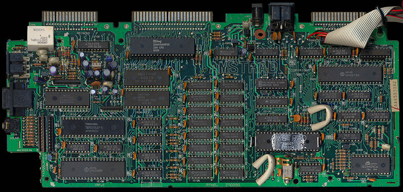 File:CPC6128 PCB Top (Z70290 MC0057A).jpg