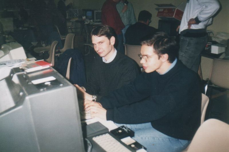 File:FREEDELIRE1.jpg