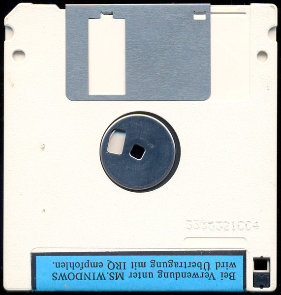 File:NC100EXE Disk Bottom.jpg